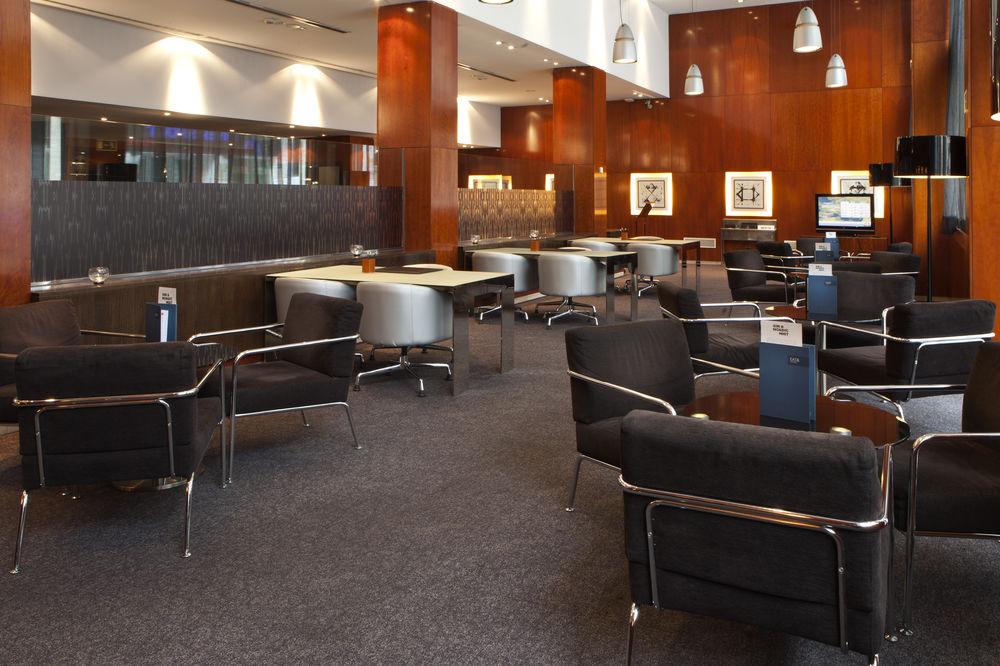 Ac Hotel Avenida De America By Marriott Madrid Exterior photo